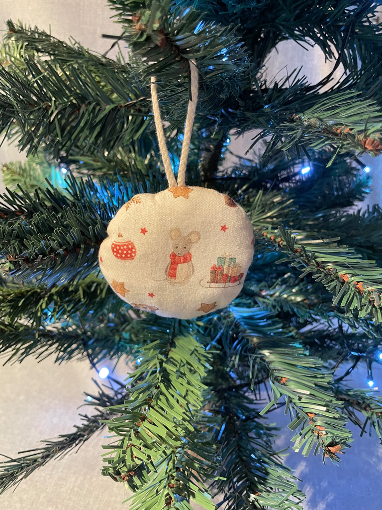 Suspension boule "souris"