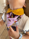 Bandana à col mauve et jaune